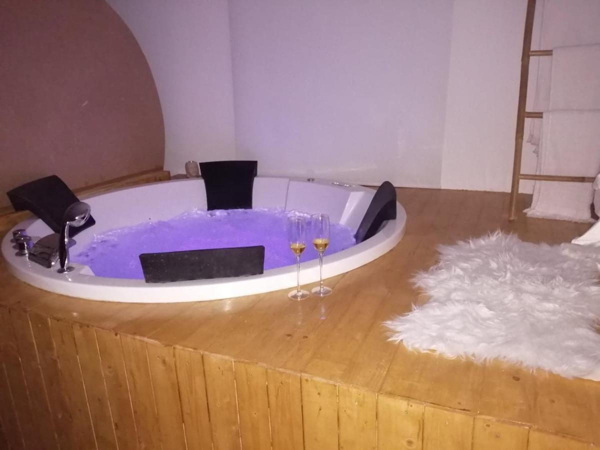 Le Reve De Lily Bed & Breakfast Les Vigneres Bagian luar foto