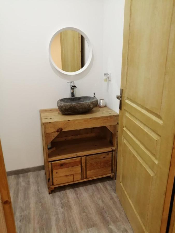 Le Reve De Lily Bed & Breakfast Les Vigneres Bagian luar foto